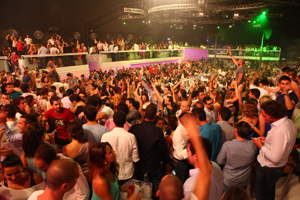 White on Saturday Night